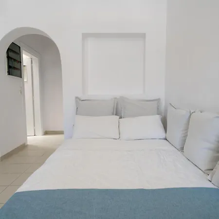 Coastal Escape - 2 Min From