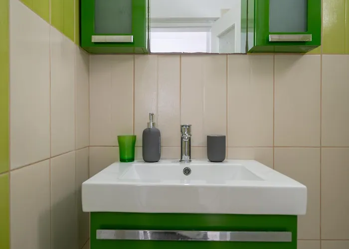 Coastal Escape * Perissa (Santorini)