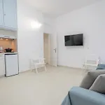 Coastal Escape - 2 Min From Perissa (Santorini)