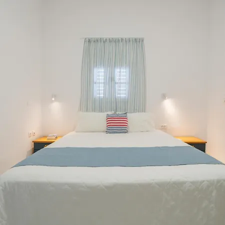 Coastal Escape Lägenhet Perissa (Santorini)