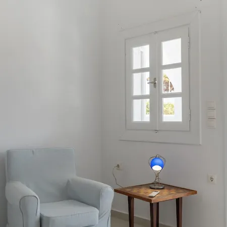 Coastal Escape - 2 Min From