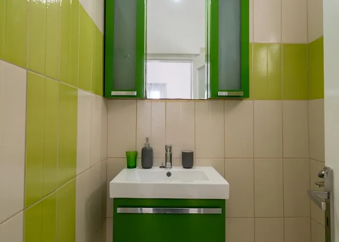 Apartament Coastal Escape *