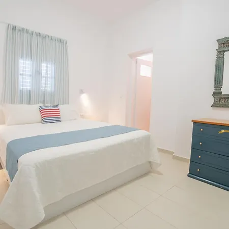 Апартаменты Coastal Escape